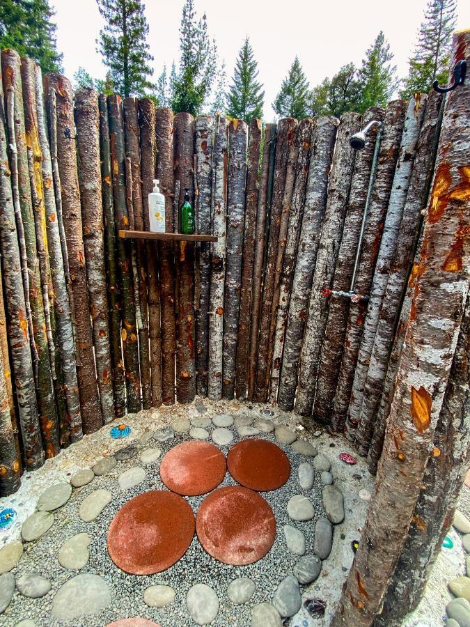 Hotel Glamping In The Redwoods With A Hot Tub! à Garberville Extérieur photo